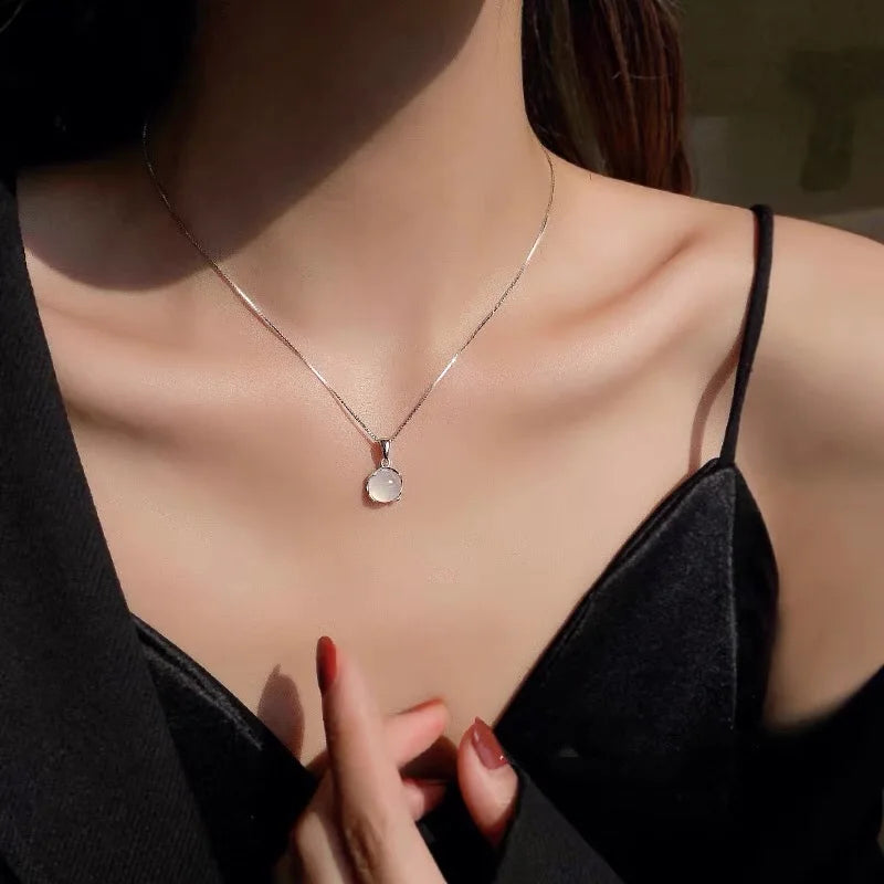 Full Moon Necklace Silver