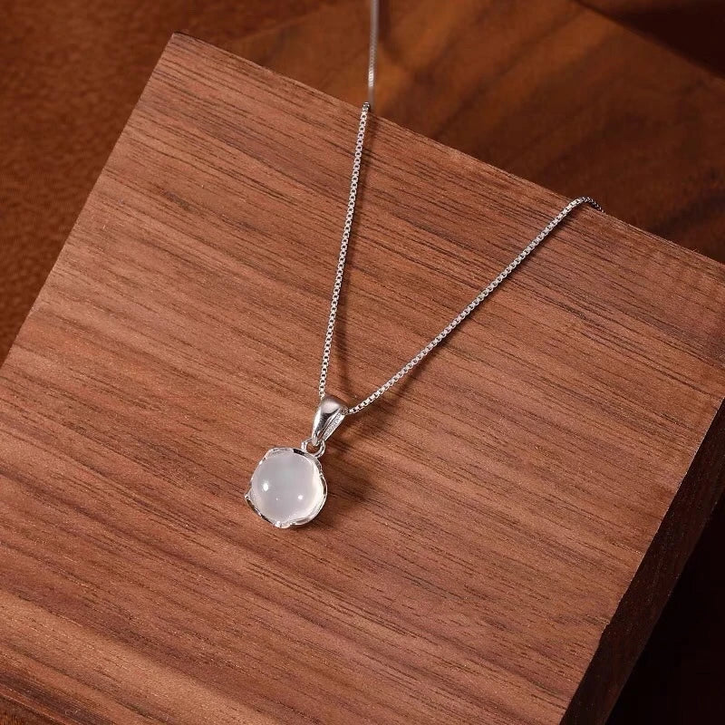 Full Moon Necklace Silver