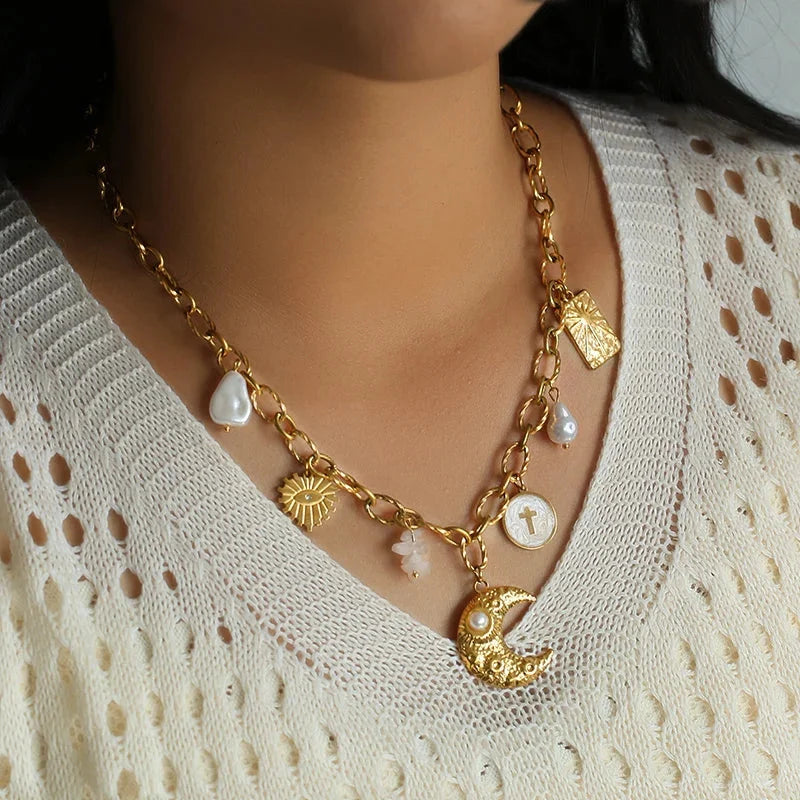 Halskette Halbmond Gold