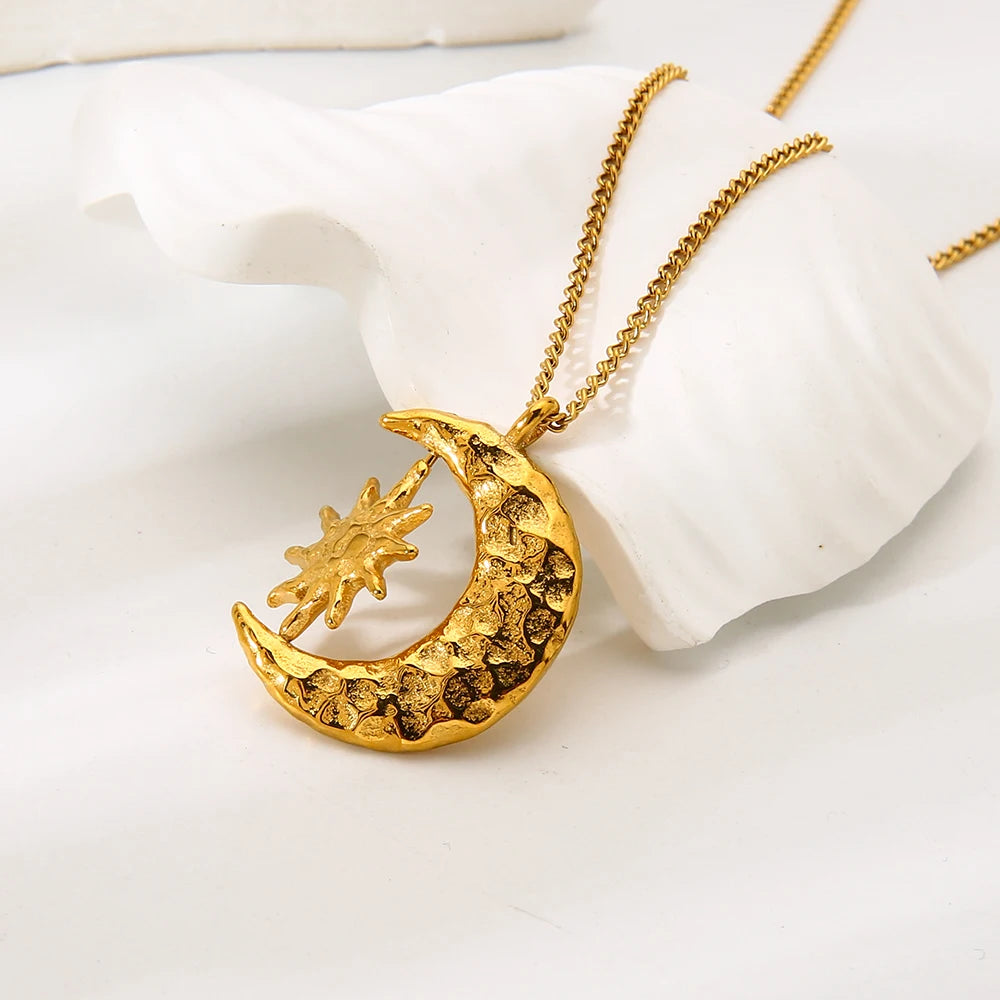 Kette Mond Stern Gold