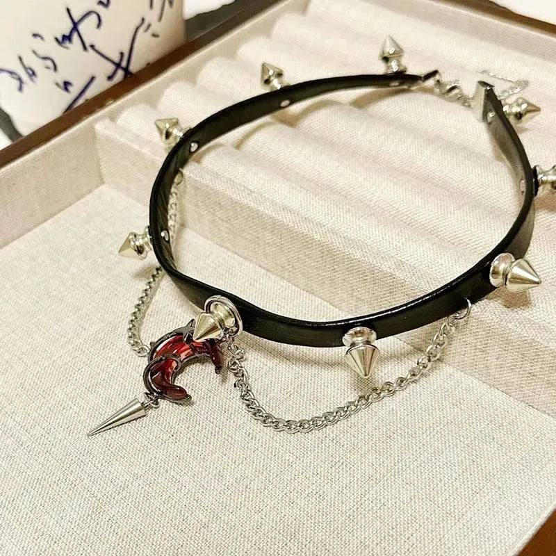 Necklace Of The Blood Moon